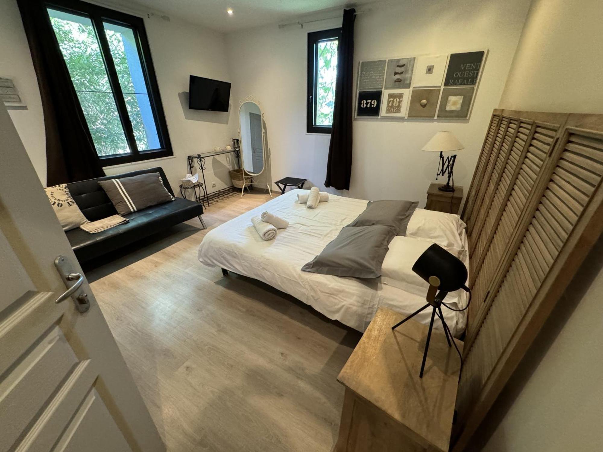 B&B Maison D'Hote Et Gite Mas D'Eymard Арл Стая снимка