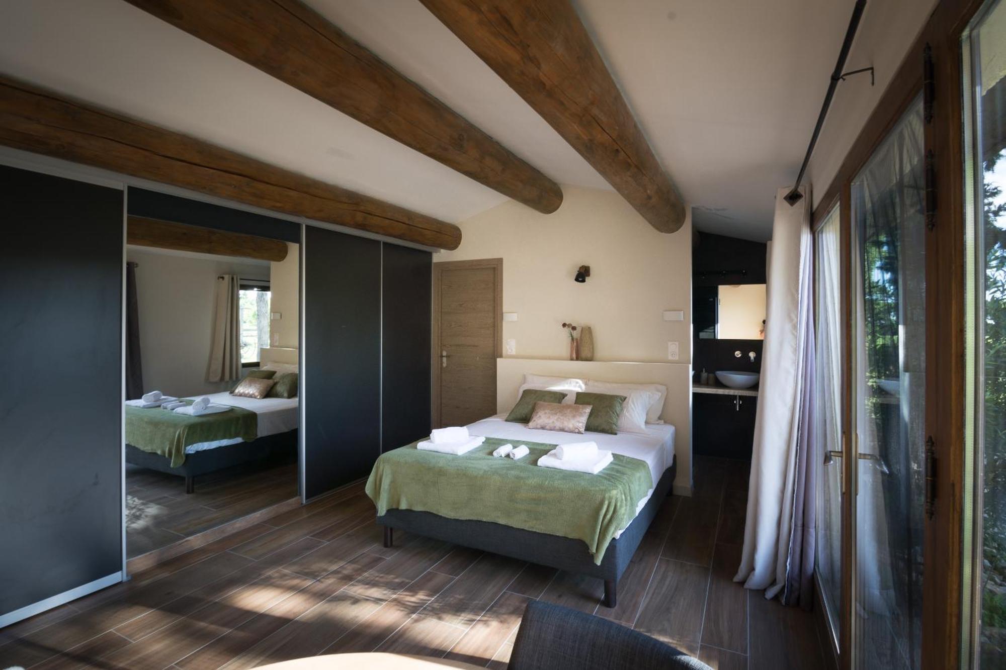 B&B Maison D'Hote Et Gite Mas D'Eymard Арл Стая снимка